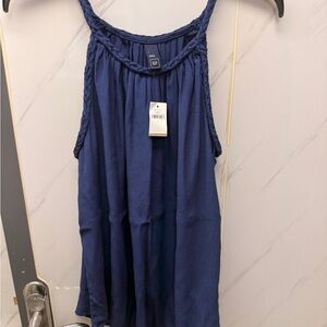 GAP NWT Women’s Blue Sleeveless Top